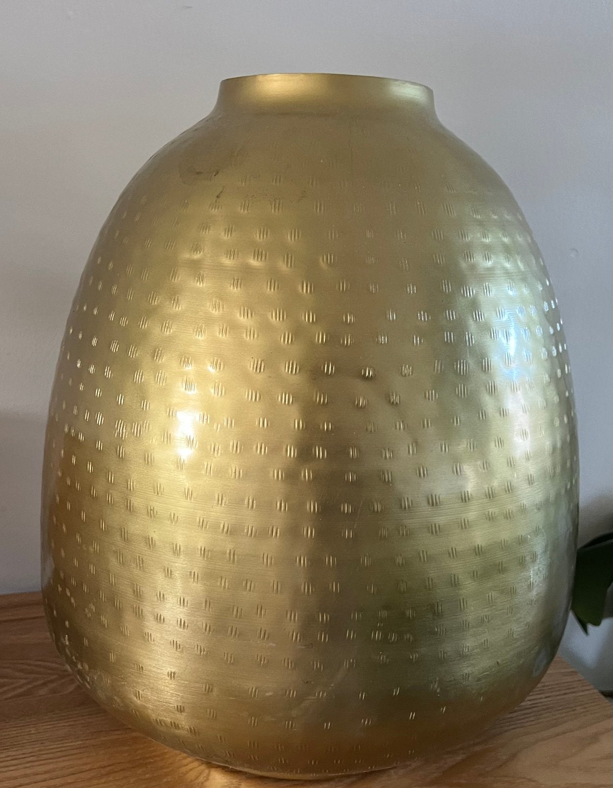 Grote vaas goud, Huis en Inrichting, Woonaccessoires | Vazen, Ophalen, Zo goed als nieuw, Goud, Metaal