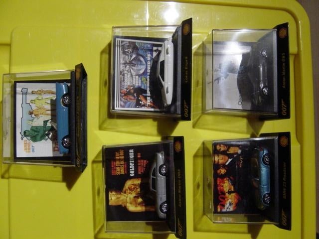 James bond auto's 5 stuks NIEUW, Hobby en Vrije tijd, Modelauto's | 1:43, Ophalen of Verzenden, Nieuw, Auto, Overige merken