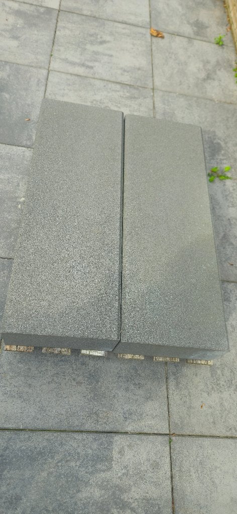 2 nieuwe traptreden GeoFacetto Cannobio 100x35x15