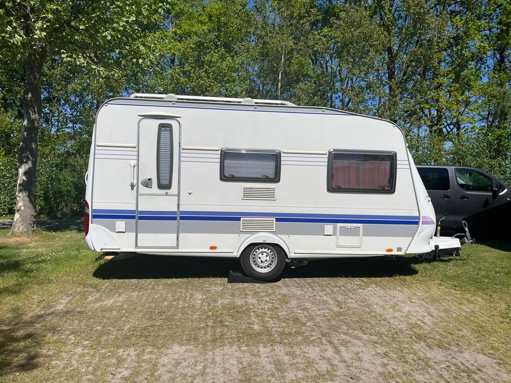 Hobby 440 SF - Met Mover+Voortent+Luifel+Fietsenrek., Hobby, Dwarsbed, Treinzit, Particulier