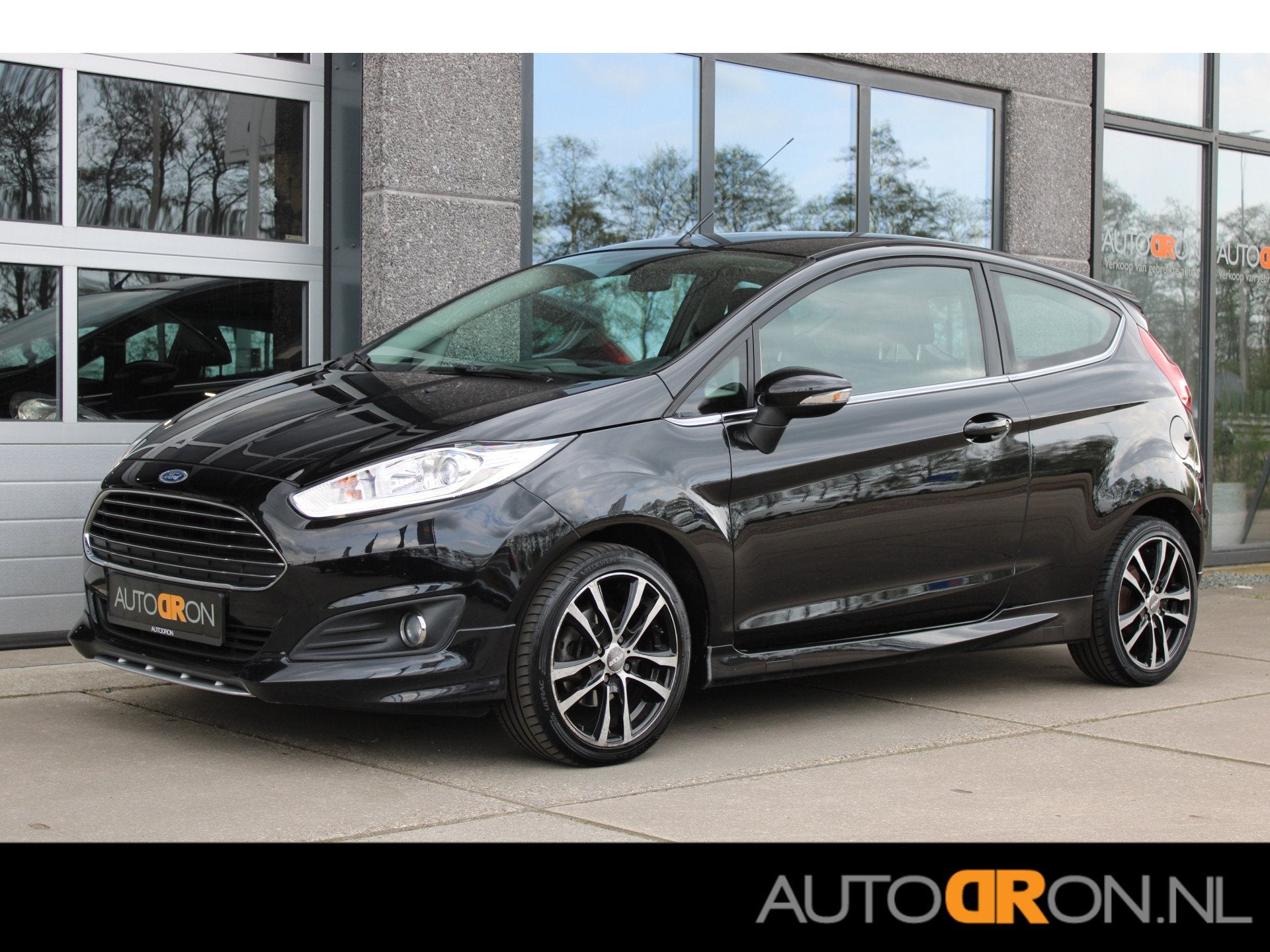 Ford Fiesta 1.0 Titanium Sport Pakket Distr Riem VV., Auto's, Euro 5, Stof, Gebruikt, Start-stop-systeem