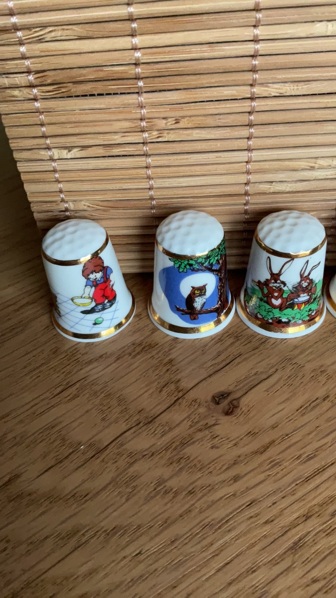 Kinderliedjes vingerhoed vingerhoedje vingerhoedjes, Verzenden, Nieuw, Porselein