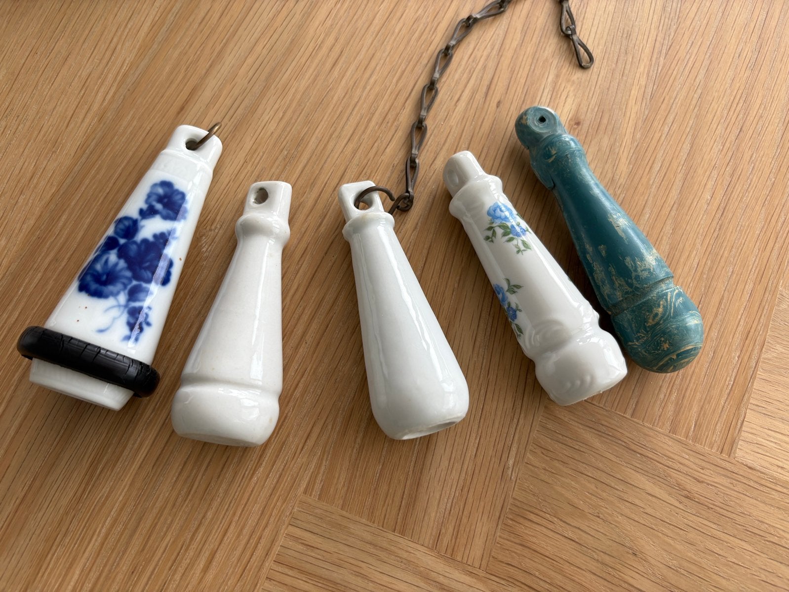 Oud porseleinen wc trekkers, Antiek en Kunst, Ophalen of Verzenden