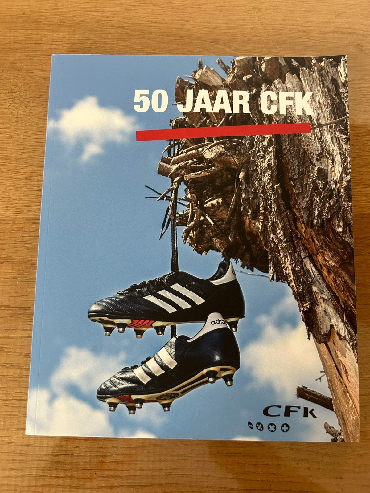 50 Jaar CFK - Jubileumboek contractspelersfonds voetbal, Ophalen of Verzenden, Nieuw, Balsport