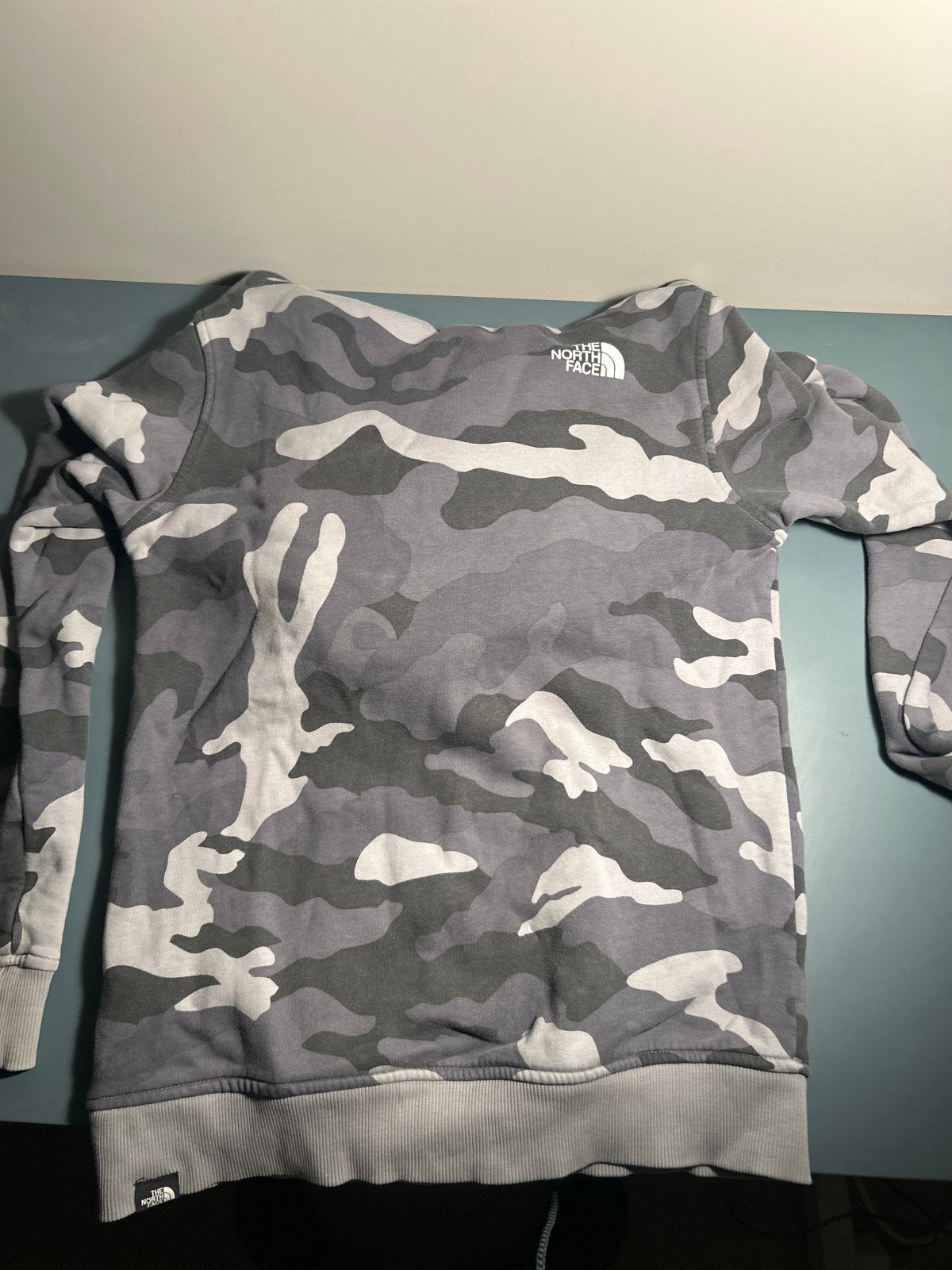 The North Face Camo Hoodie - Maat S, Ophalen of Verzenden, Gedragen