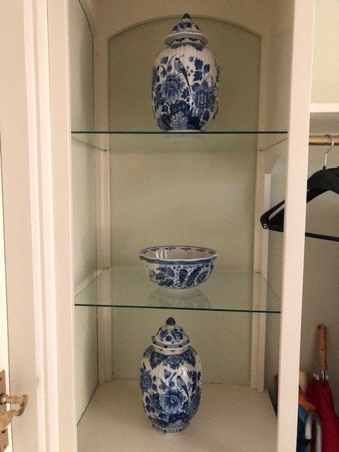 Hand-painted Delft Blue cabinet set, Ophalen of Verzenden