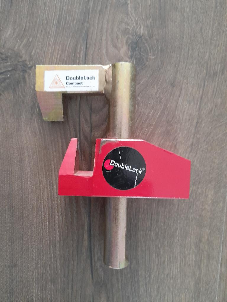 Disselslot Double Lock Compact Eagle, Ophalen, Gebruikt