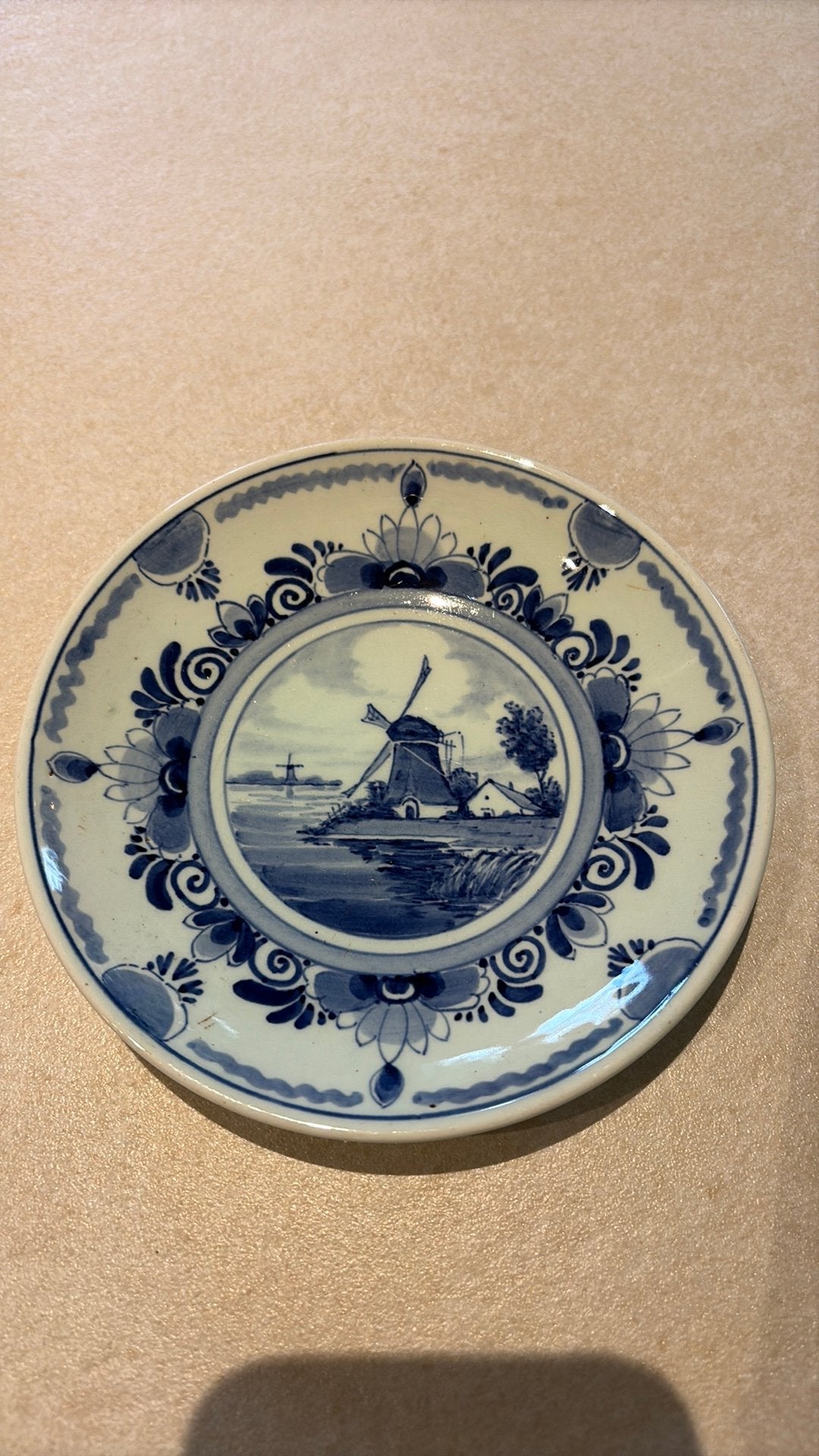 Delfts Blauw Wandbordje - Molenlandschap, Antiek en Kunst, Ophalen