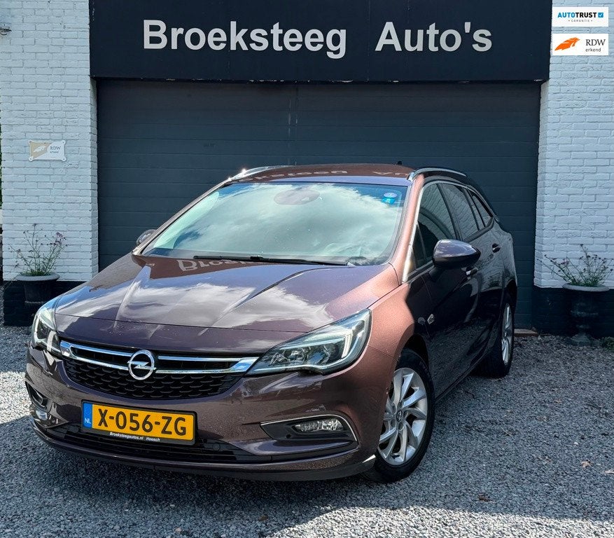 Opel Astra Sports Tourer Opel Astra Sports Tourer 1.4 Innova, Auto's, Opel, Gebruikt, 1240 kg, 1399 cc, 57 €/maand