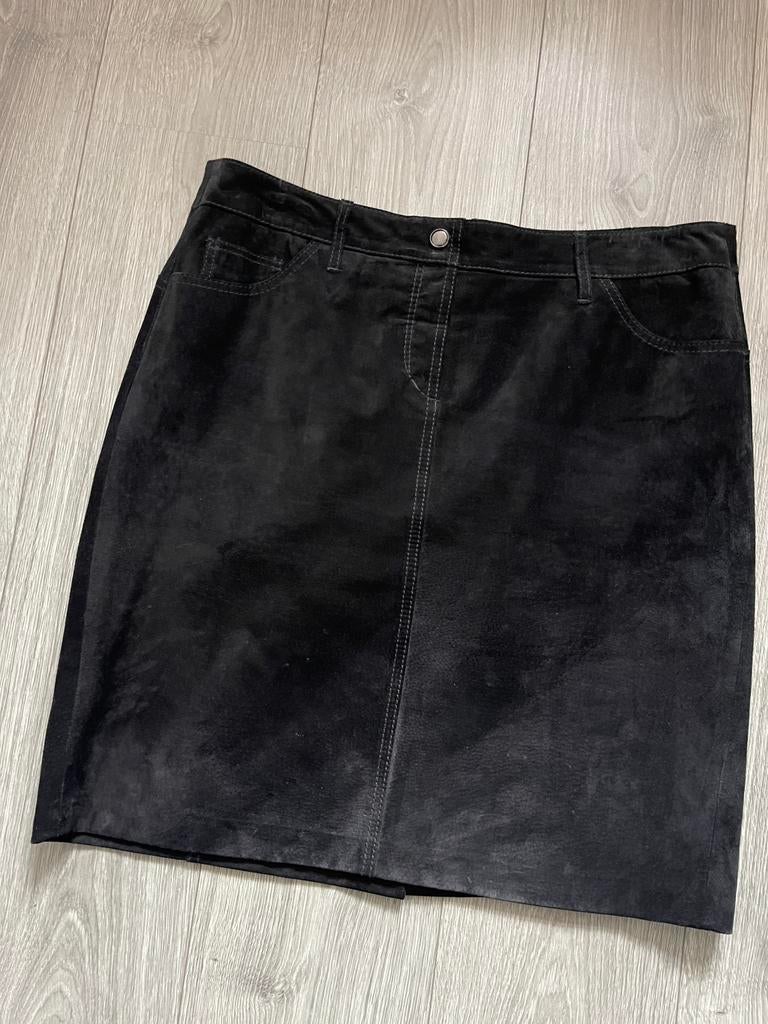 TAIFUN zwarte suede leren rok maat 44, Zwart, Maat 42/44 (L), Ophalen of Verzenden, Zo goed als nieuw
