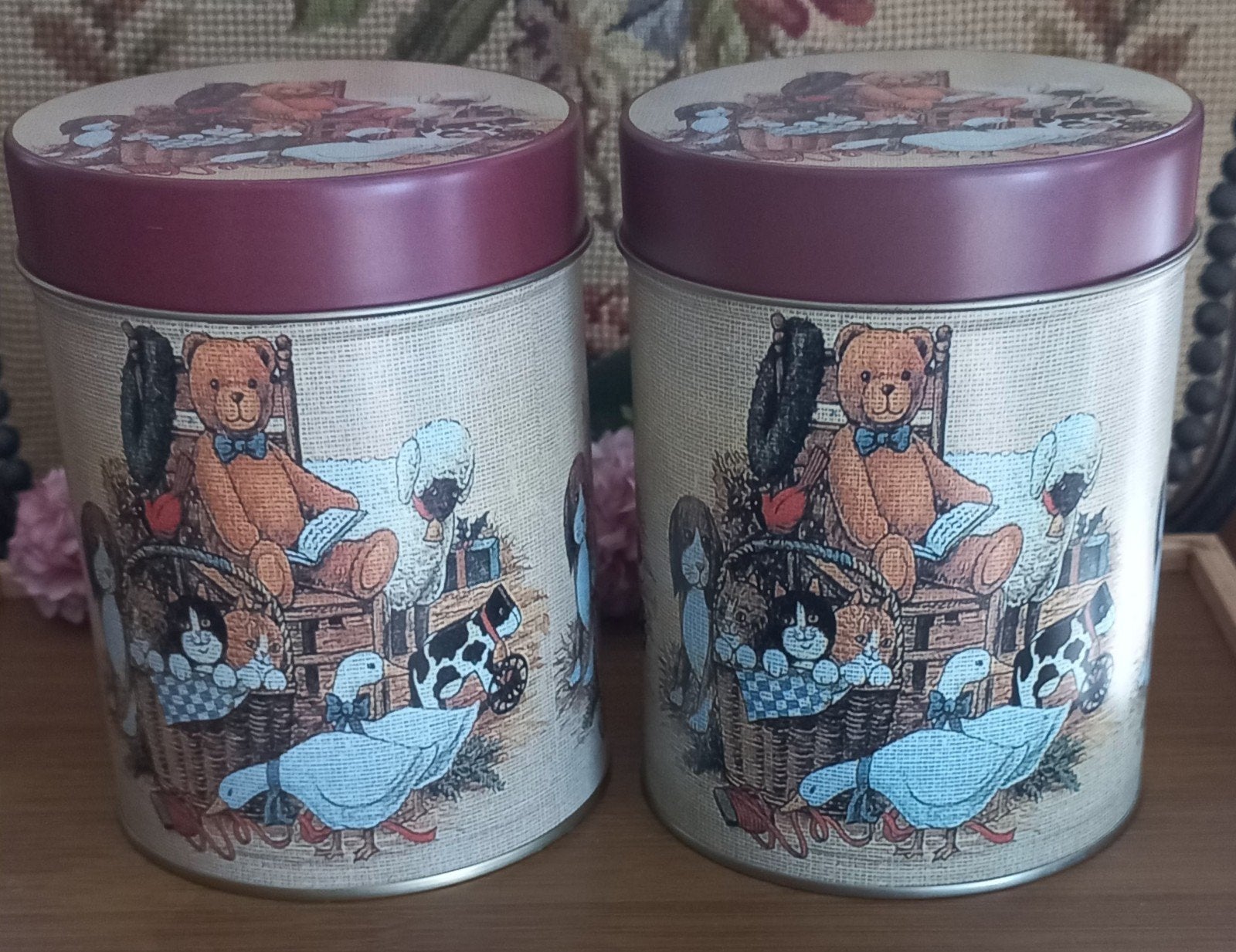 Set van 2 vintage blikken, beer, hond, kat, ganzen, schaap, Verzamelen, Blikken, Ophalen of Verzenden, Gebruikt, Overige