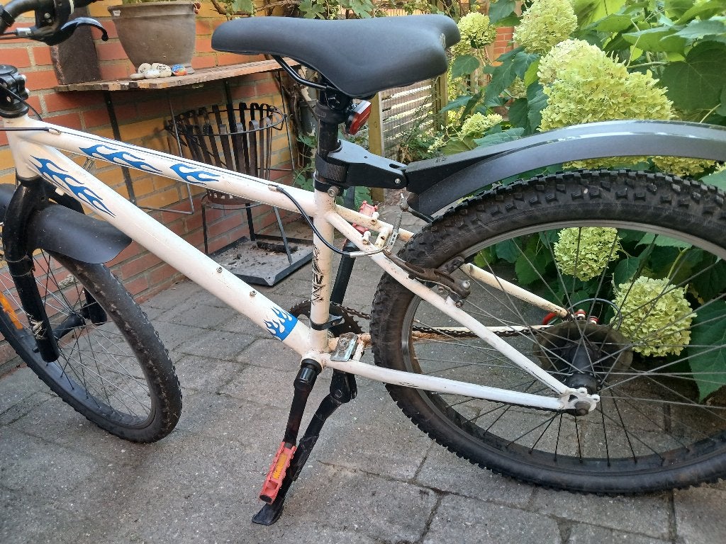Mountainbike jongens 8-12 jr, Fietsen en Brommers, Gebruikt, Velgrem, Geen vering, Ophalen