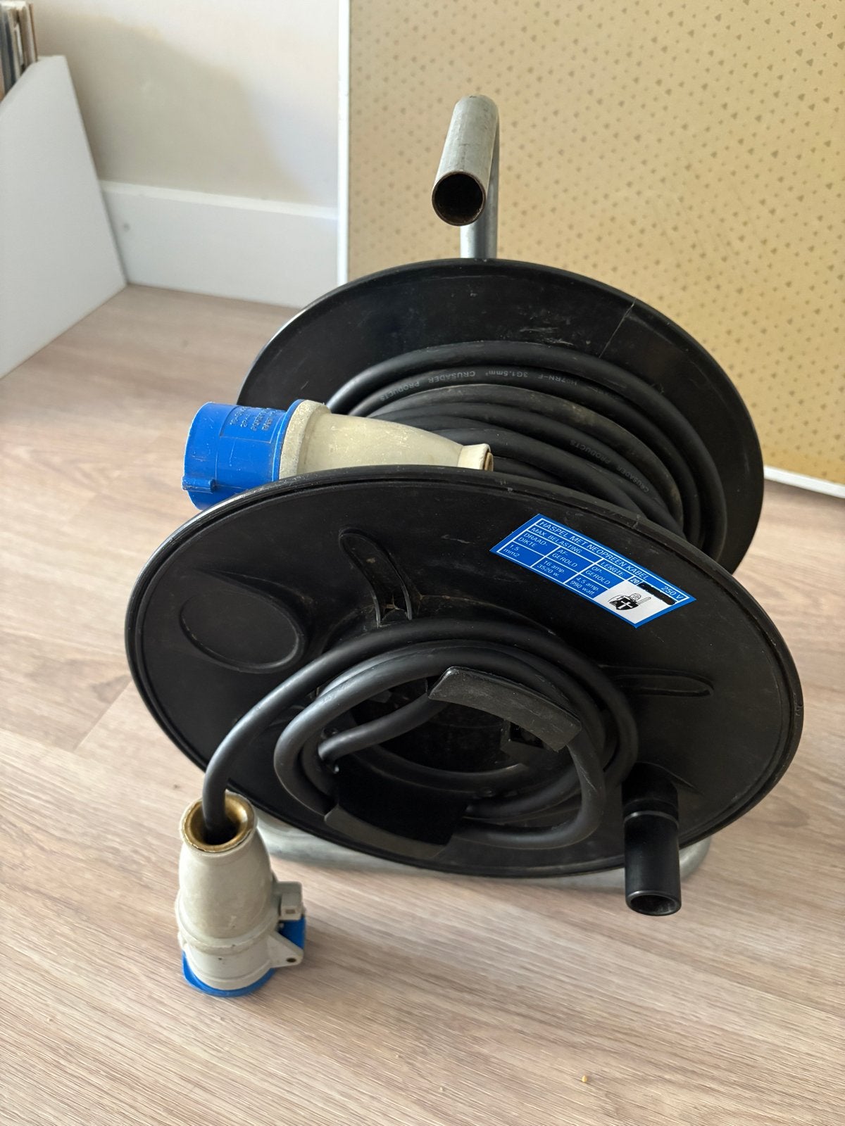 Kabelhaspel voor de camping - 20 meter (CEE stekkers), Ophalen, Gebruikt