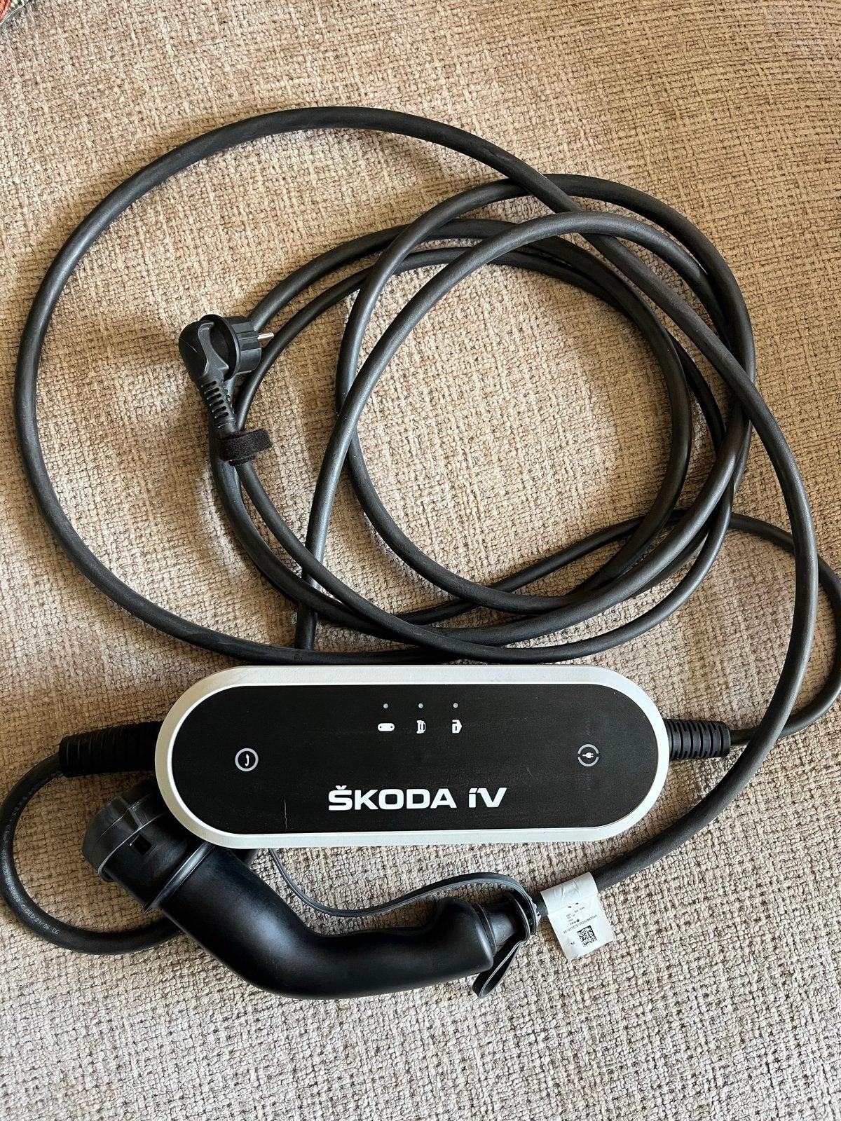 Skoda iV (universeel) thuislader geschikt voor alle modellen, Ophalen, Zo goed als nieuw, Laadkabel