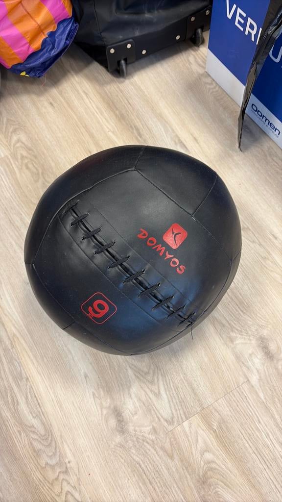Domyos 9kg bal fitness crossfit, Ophalen, Zo goed als nieuw, Fitnessbal