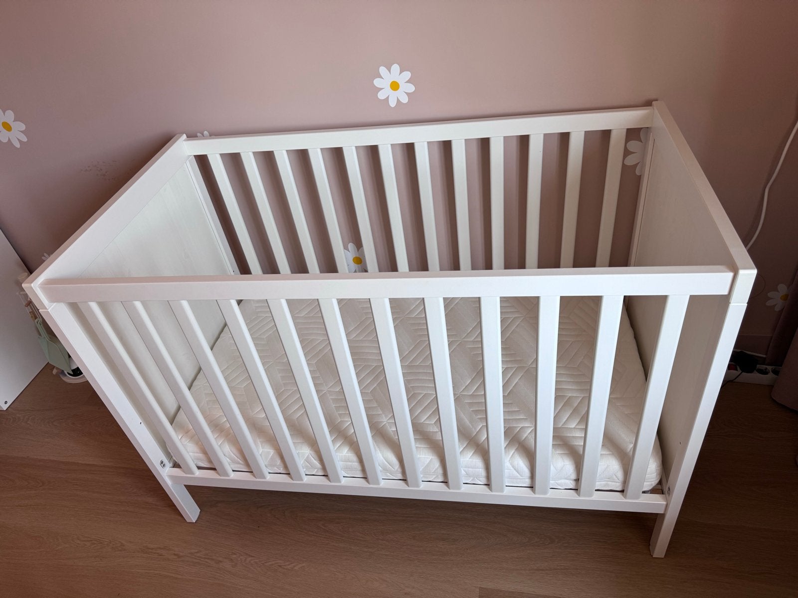 Wit houten IKEA-ledikant met matras, Ophalen, Zo goed als nieuw, Ledikant