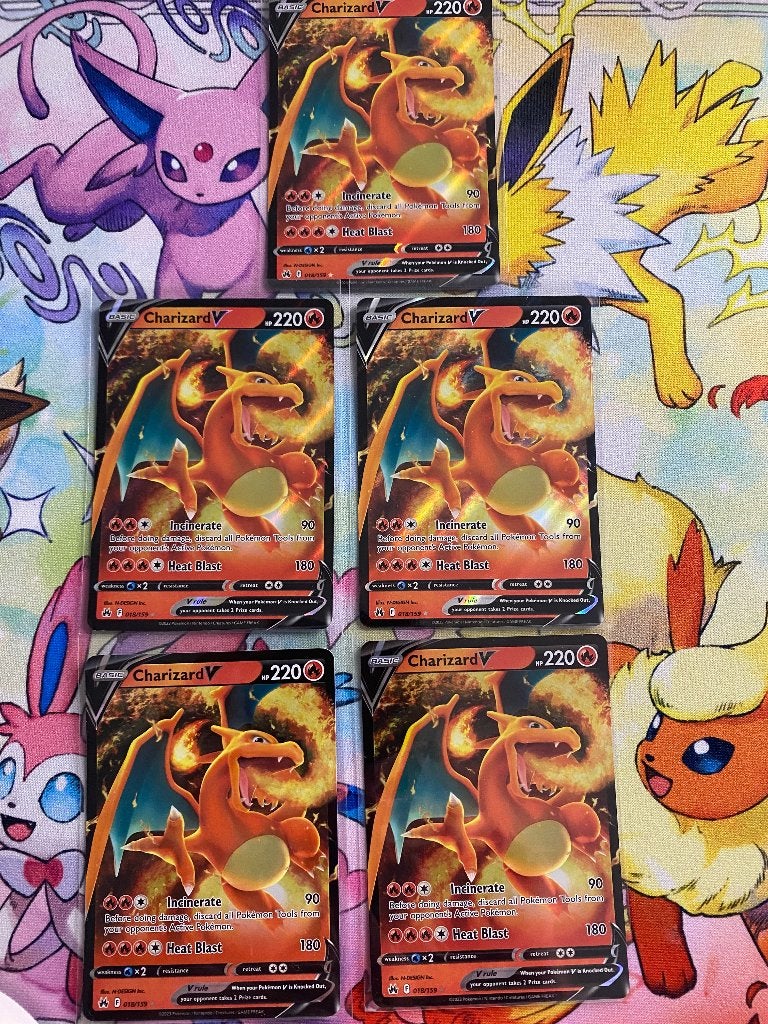 Crown Zenith Charizard V 018/159, Ophalen of Verzenden, Zo goed als nieuw, Losse kaart