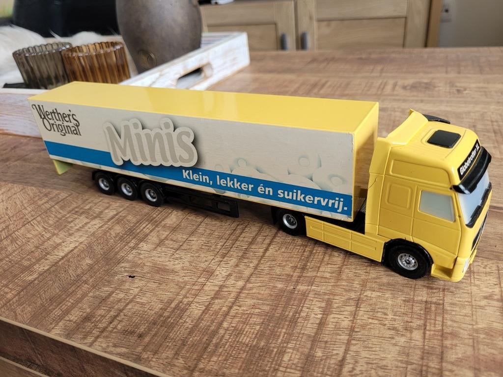 Volvo werthert's mini.s, Hobby en Vrije tijd, Modelauto's | 1:50, Gebruikt, Auto, Lion Toys, Ophalen of Verzenden