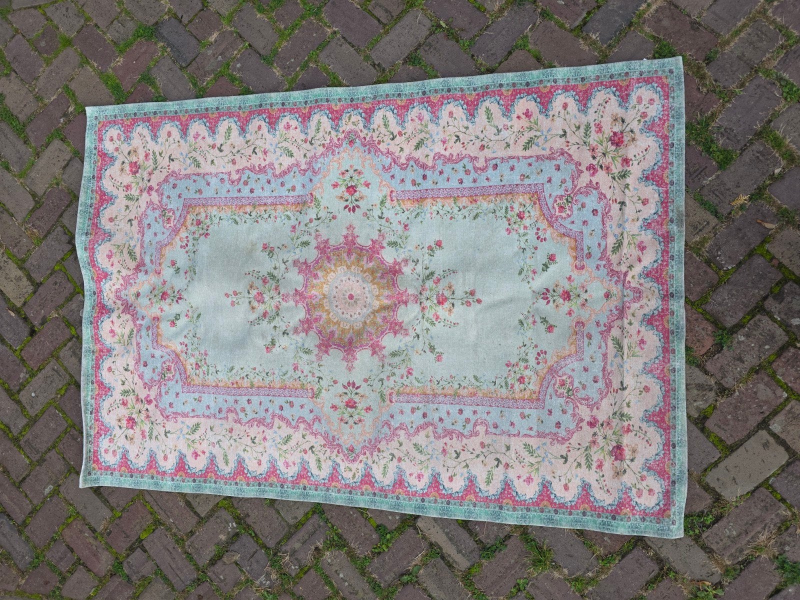 Vloerkleed Rozenkelim - Pastelkleuren, Bloemmotief, Gebruikt, 100 tot 150 cm, Blauw, Ophalen of Verzenden