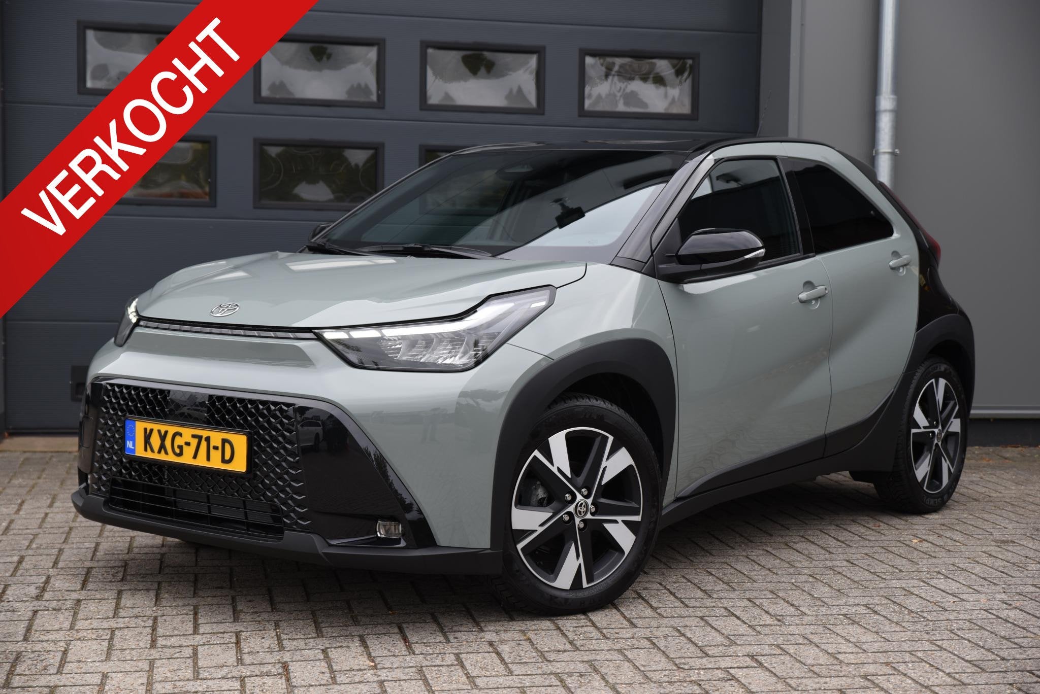 Toyota Aygo X Hybrid 115 envy Adaptieve Cruise - Stoelverwar, Automaat, Postbus 212
4940 AE  Raamsdonksveer, NL, 1490 cc, Hybride Elektrisch/Benzine