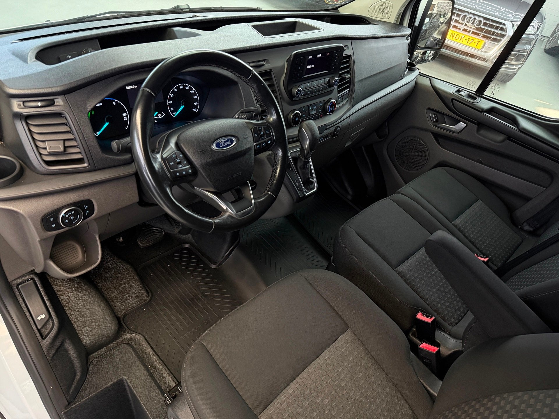 Ford Transit Custom 340 1.0 EcoBoost L1H1 PHEV Trend, Auto's, Gebruikt, Zwart, Met garantie (alle), Plug-in hybride