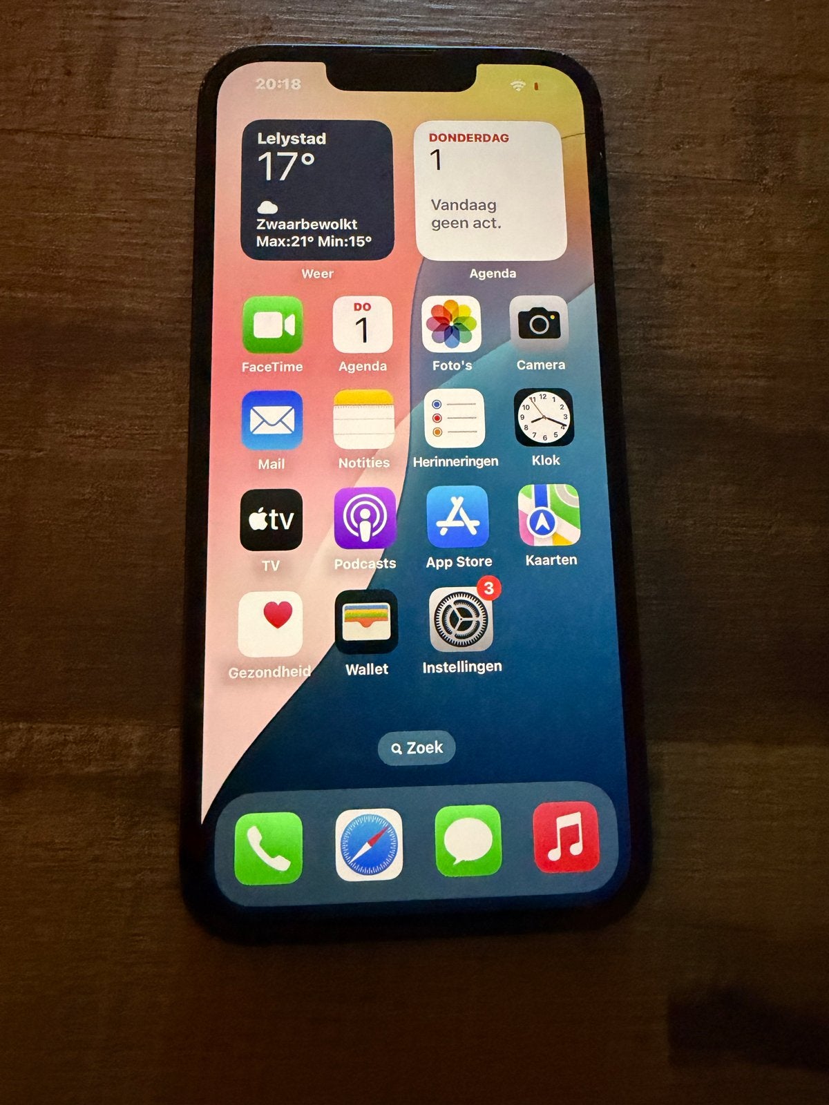 Iphone 13 zwart 128 baterije 100 procent !!