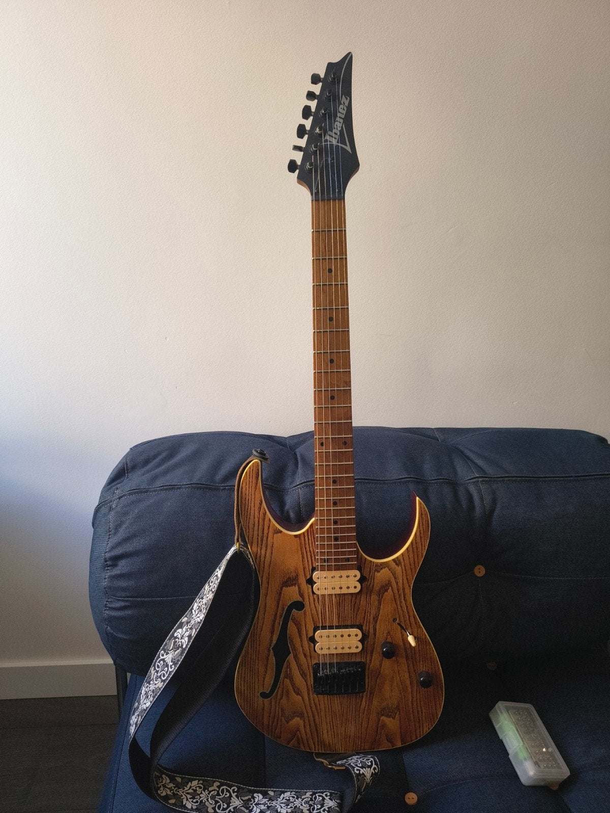 Ibanez RG421HPAM, Ophalen, Zo goed als nieuw, Solid body, Ibanez