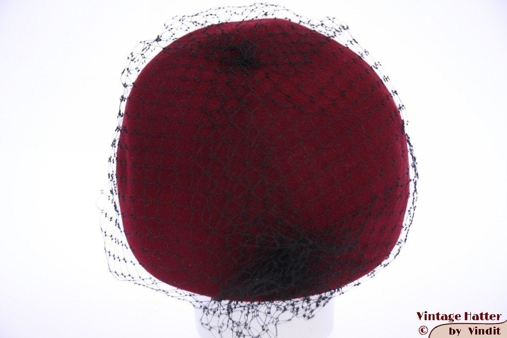 Vintage dameshoed Cocktail hoed bordeaux rood met kant 55 =S, Kleding | Dames, Ophalen of Verzenden, Gedragen, 55 cm (S, 6⅞ inch) of minder