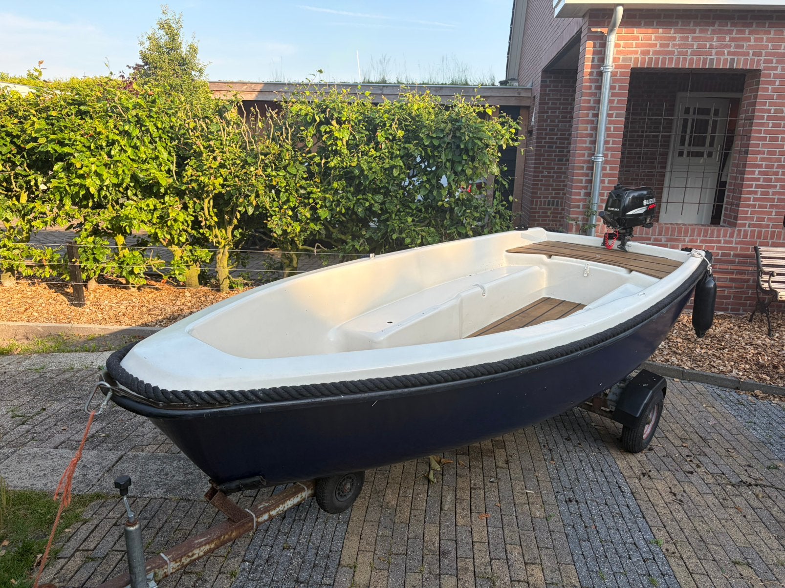 Polyester bootje met 4pk motor, Ophalen, Zo goed als nieuw, Overige typen, Minder dan 15 m²