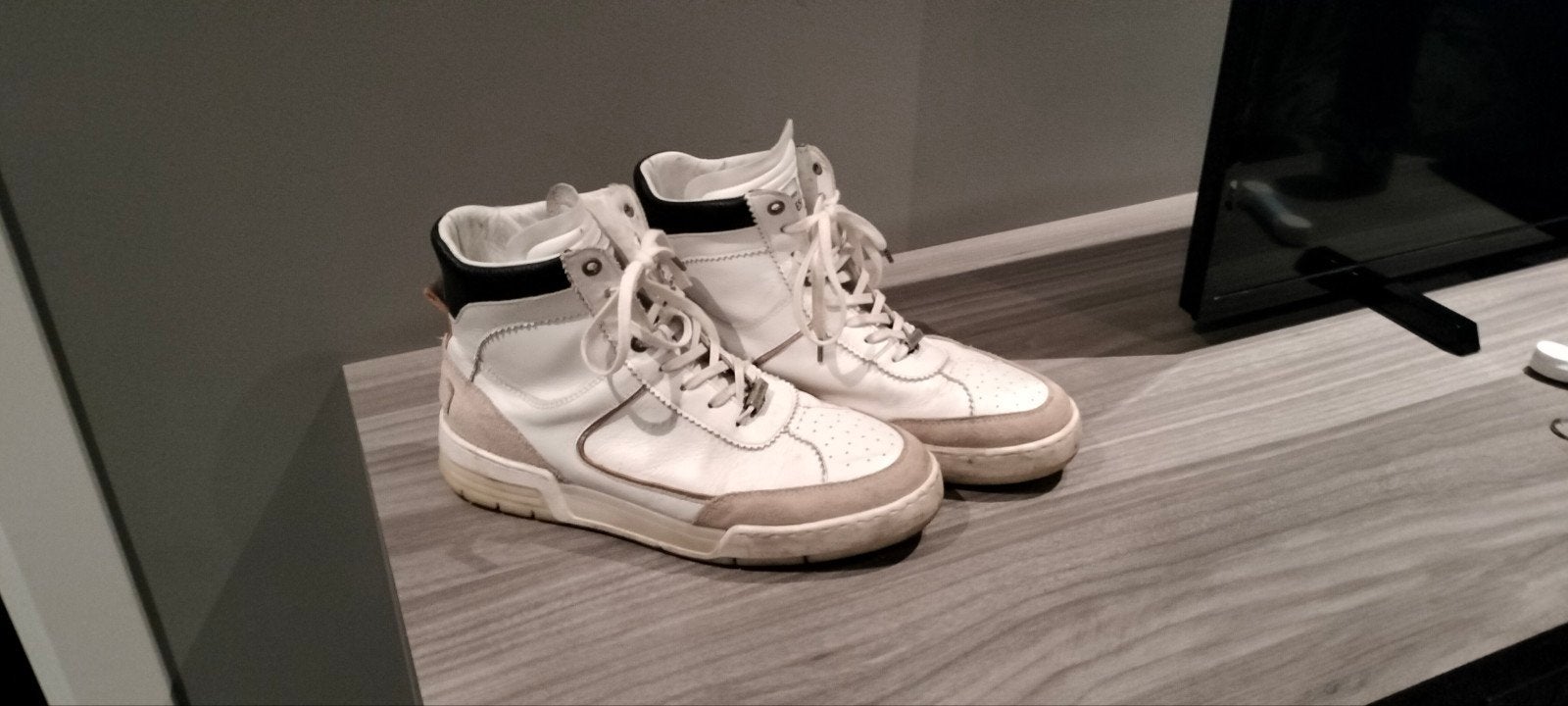 Fred de bretonierre shabbies lederen schoenen maat 42, Ophalen of Verzenden, Zo goed als nieuw, Wit, Sneakers of Gympen