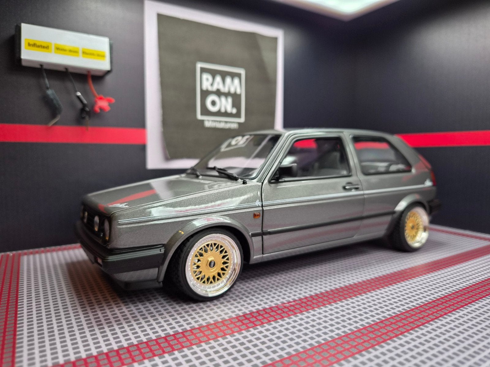 1/18 Volkswagen Golf MK2 Champion, Hobby en Vrije tijd, Modelauto's | 1:18, Ophalen of Verzenden, Zo goed als nieuw, Auto, Norev