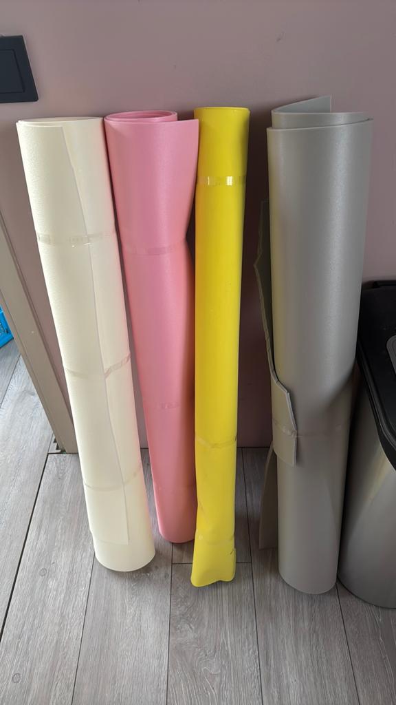 EVA foam in diverse kleuren en diktes, Gebruikt, Meerkleurig, Ophalen of Verzenden, Kunststof