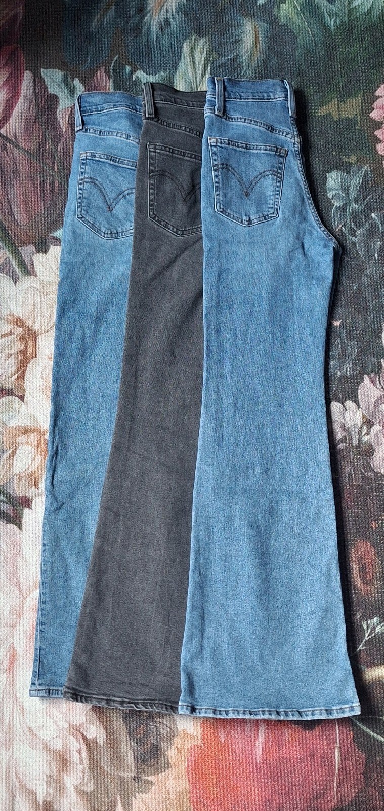 Levi's Ribcage Bell & Straight Jeans W24 - Zwart & Blauw, Kleding | Dames, Spijkerbroeken en Jeans, Blauw, Ophalen of Verzenden