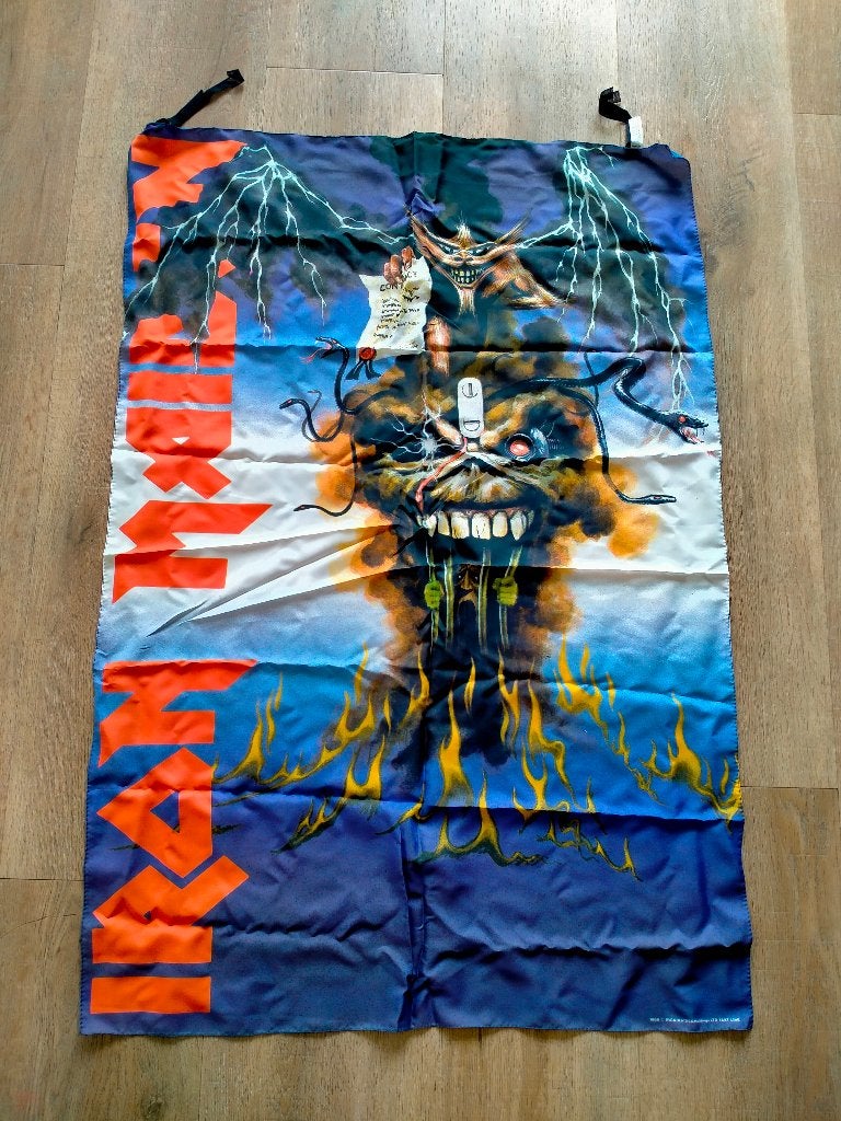 Iron Maiden the evil that men do vintage muziek vlag RARE, Verzamelen, Muziek, Artiesten en Beroemdheden, Ophalen of Verzenden
