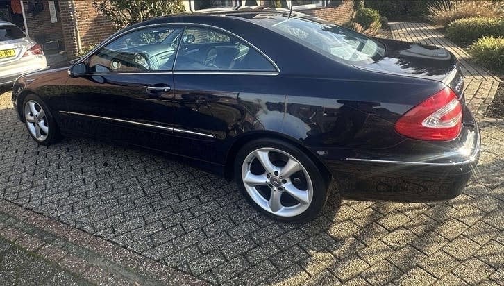 Mercedes-Benz CLK 3.2 Clk320 Coupe AUT 2004 Blauw, Auto's, Automaat, Achterwielaandrijving, Particulier, CLK