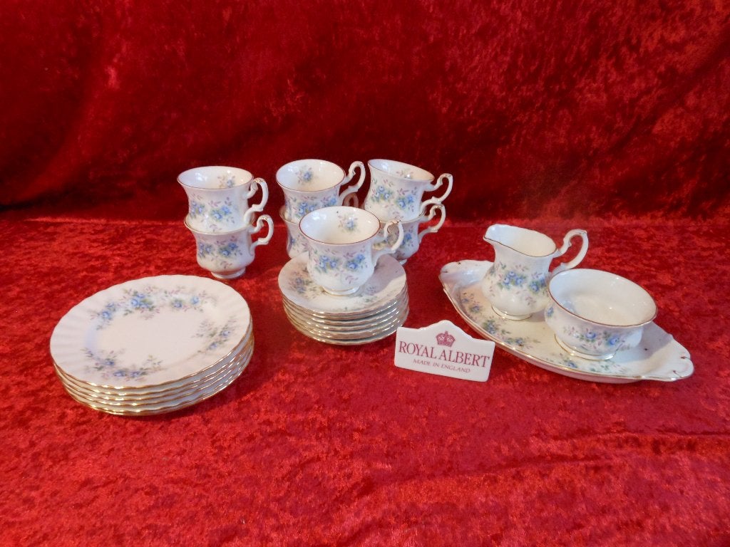 OPRUIMING  Royal Albert Blue Blossom serviesdelen, Ophalen of Verzenden, Zo goed als nieuw, Porselein, Overige typen
