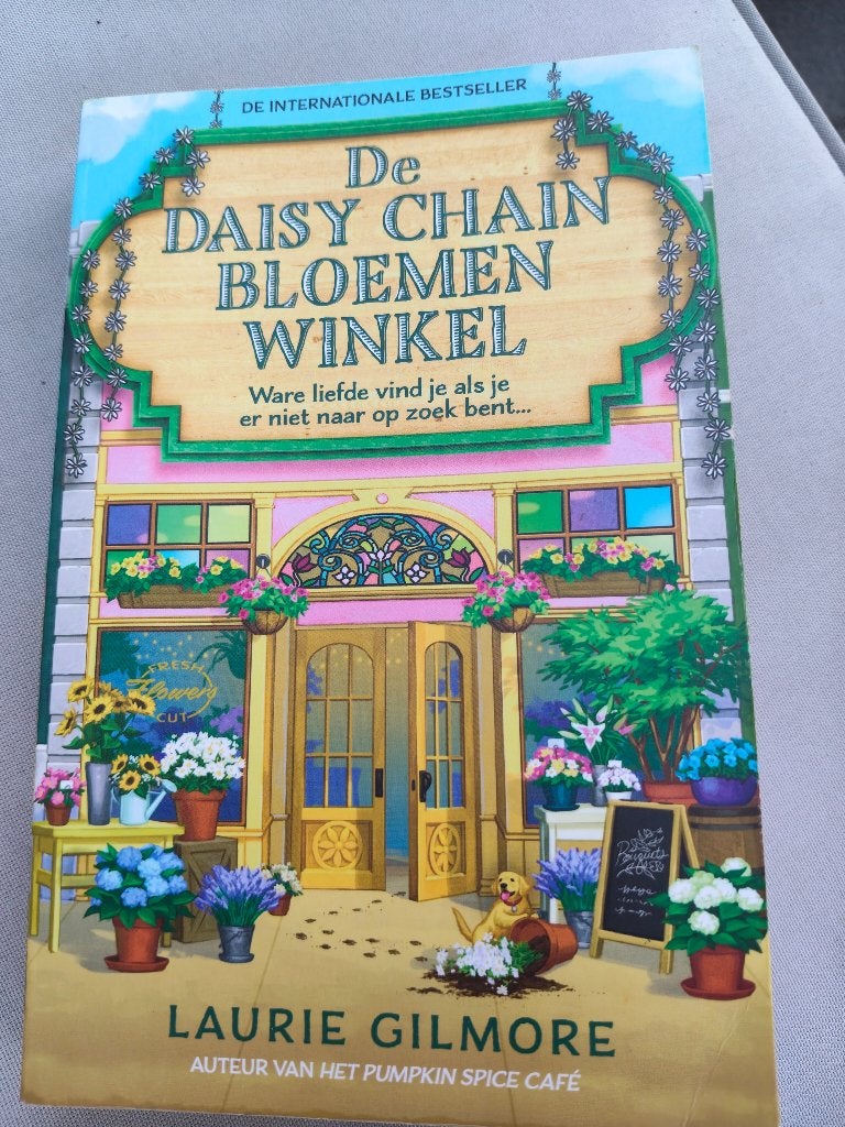 De Daisy Chain Bloemenwinkel - Lauri Gilmore, Boeken, Ophalen, Zo goed als nieuw, Laurie Gilmore, Nederland
