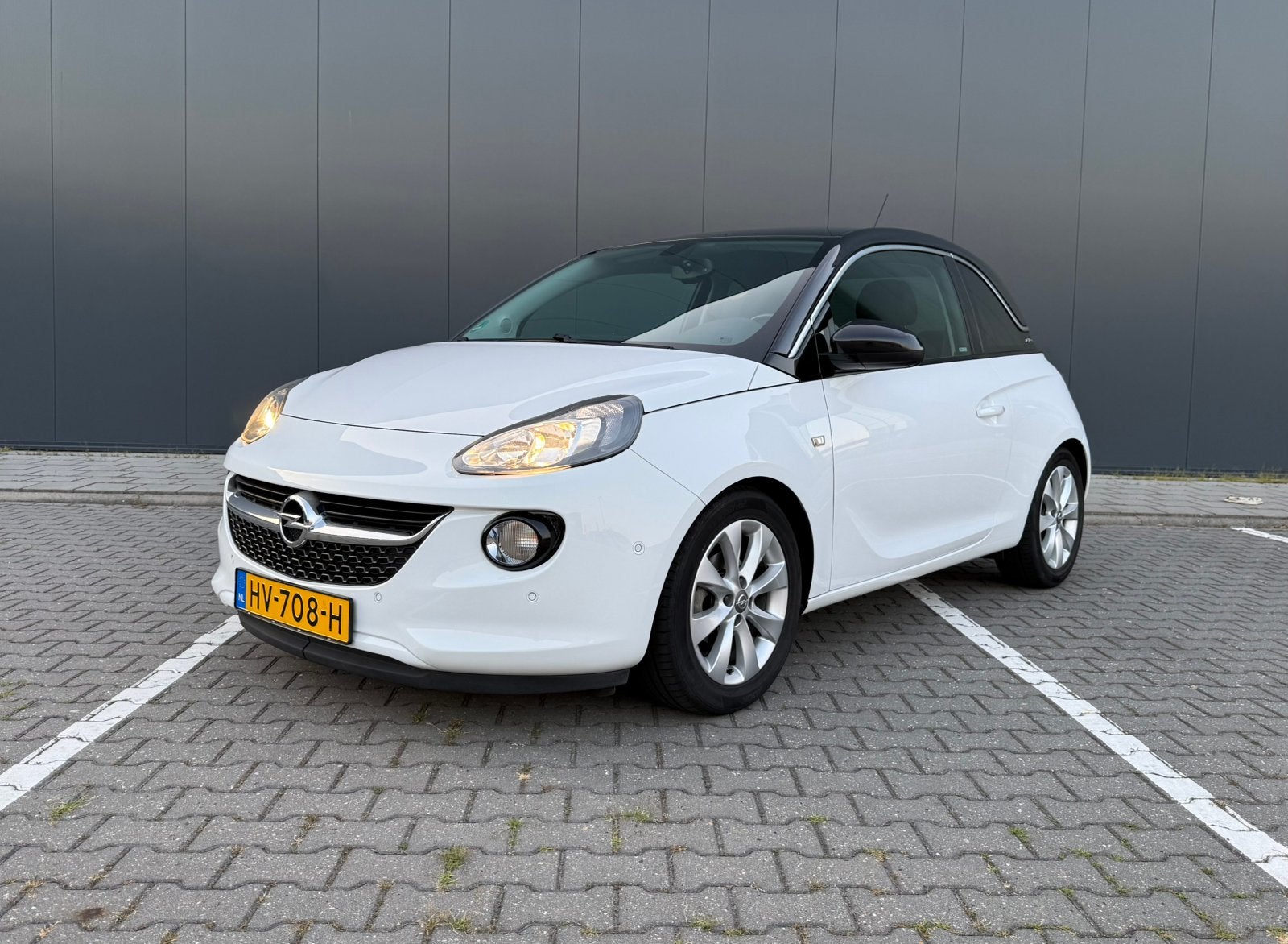 Opel ADAM 1.4 Automaat | 89750km | Cruise | Zomer & Winter, Auto's, Opel, ADAM, 40 €/maand, 4 cilinders, 4 stoelen