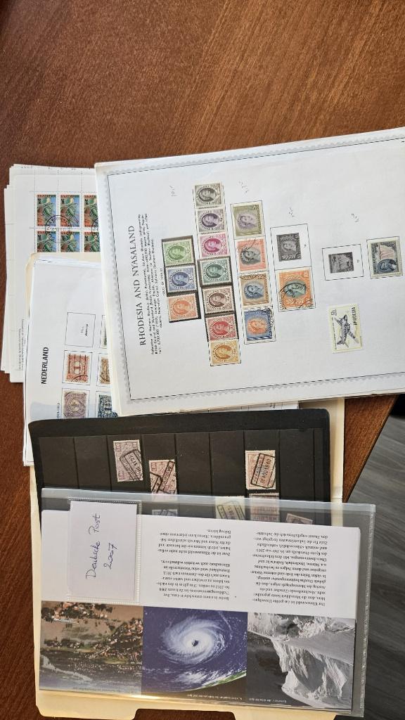 kolossale verzameling postzegels etc.  (ca. 125.000 st.), Postzegels en Munten, Postzegels | Volle albums en Verzamelingen, Ophalen