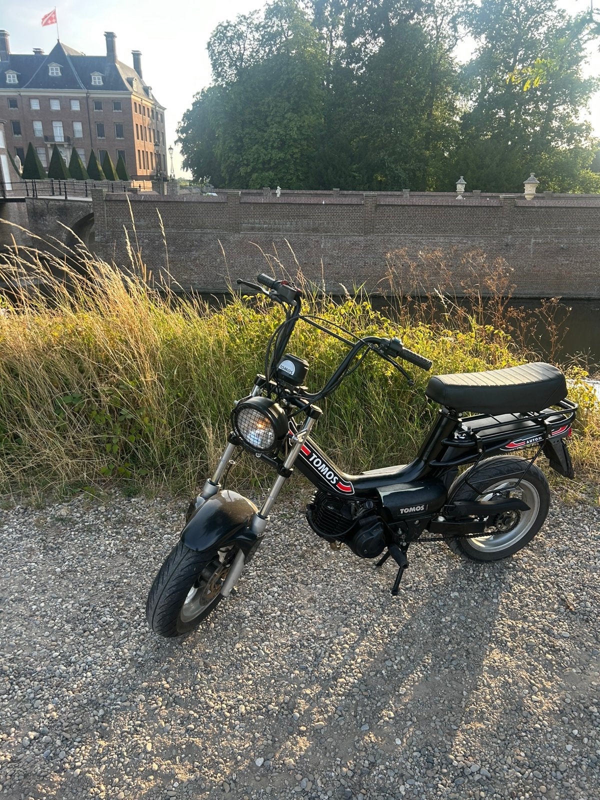 Tomos youngster, Fietsen en Brommers, Ophalen, Zo goed als nieuw, 50 cc, Standard