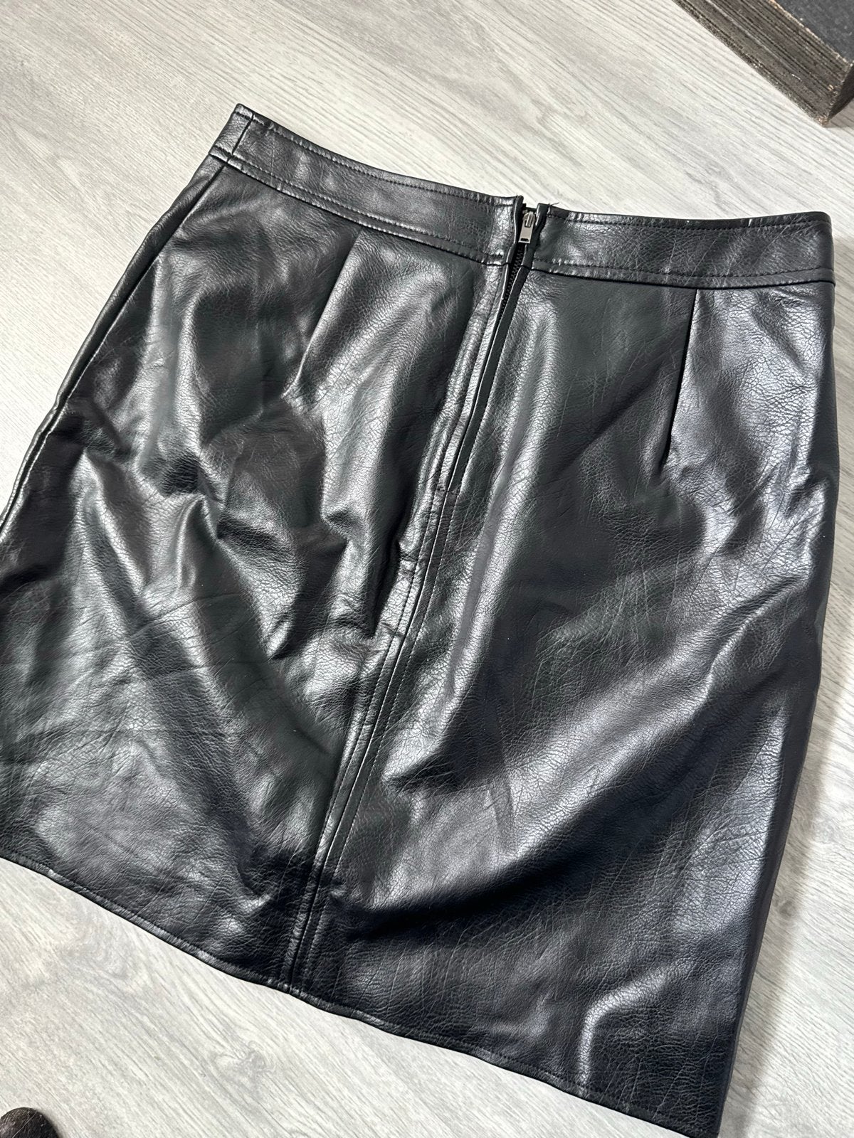 HEMA Imitatie Leren Rok Zwart Maat M, Kleding | Dames, Maat 38/40 (M), Zwart, Ophalen of Verzenden, Zo goed als nieuw