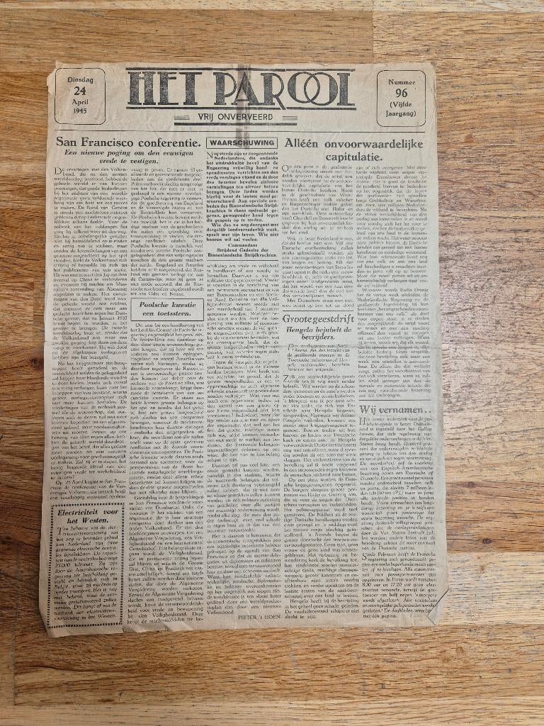 Wo2 illegale pers verzetskrant Het Parool, 24 april 1945, Ophalen of Verzenden, Overige soorten, Nederland, Boek of Tijdschrift