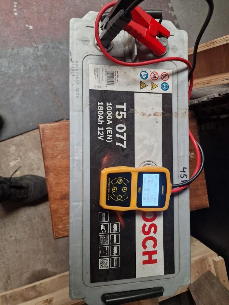 Bosch T5 077 Vrachtwagenaccu 180Ah 1000A 12V, Auto-onderdelen, Accu's en Toebehoren, Ophalen of Verzenden, Gebruikt, Universele onderdelen