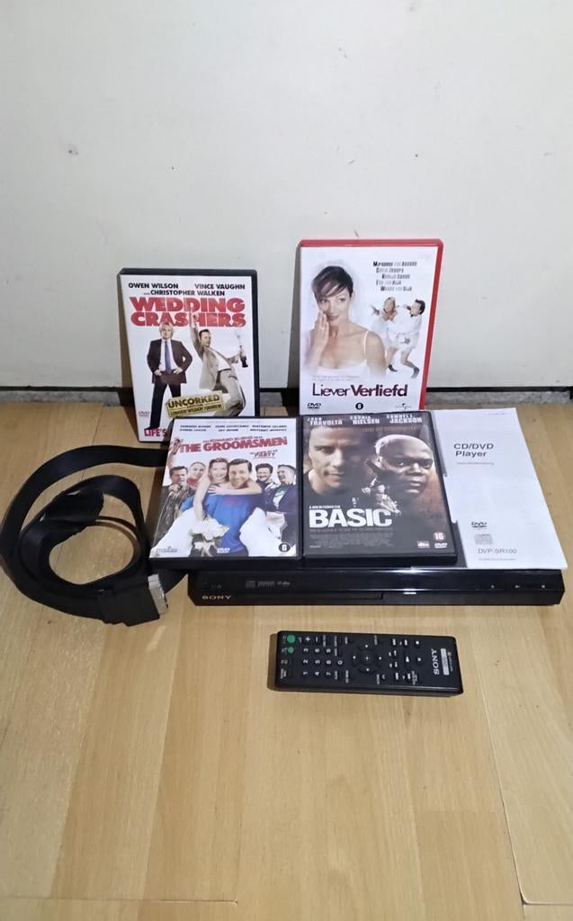 Sony DVD-speler DVP-SR100 met 4 DVD's - Zo goed als nieuw, Ophalen of Verzenden, Zo goed als nieuw, Dvd-speler, Sony