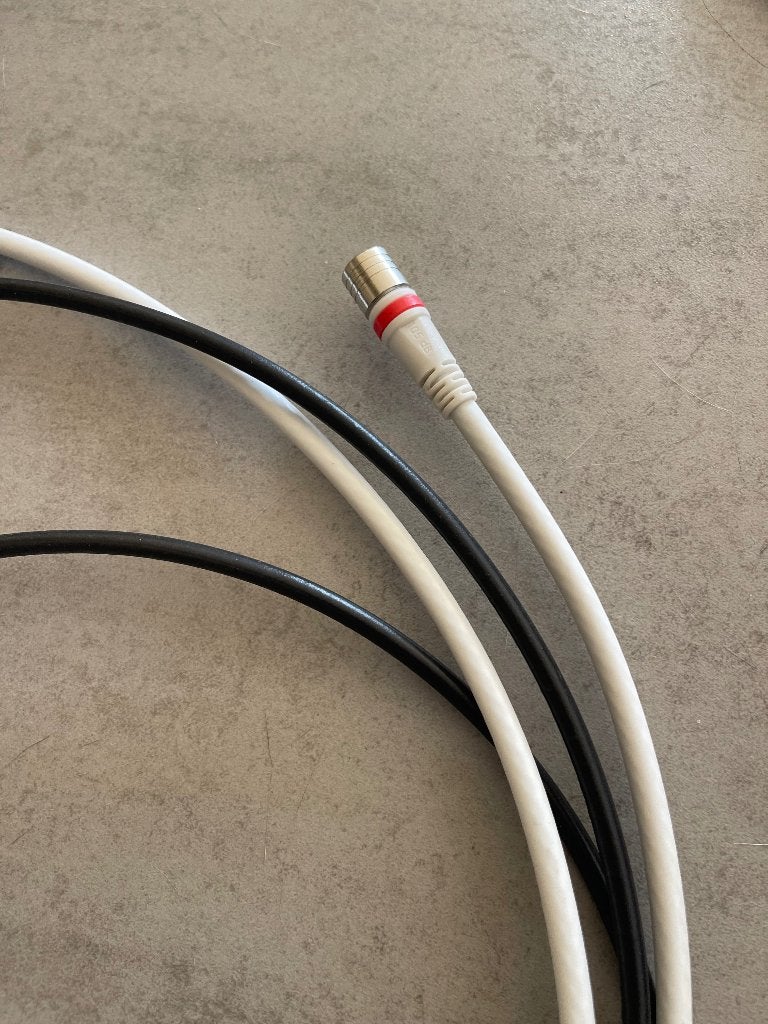 coax kabels, Verzenden, Zo goed als nieuw, Minder dan 2 meter, Coaxiale kabel