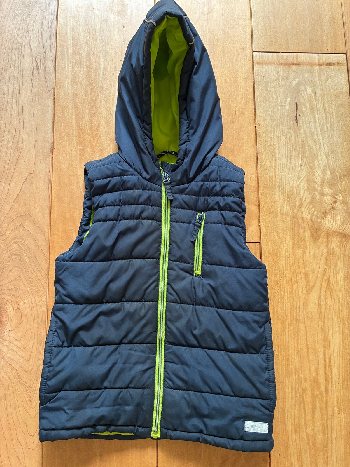 Esprit bodywarmer maat 128 - 134, Ophalen of Verzenden, Gebruikt, Jongen, Jas