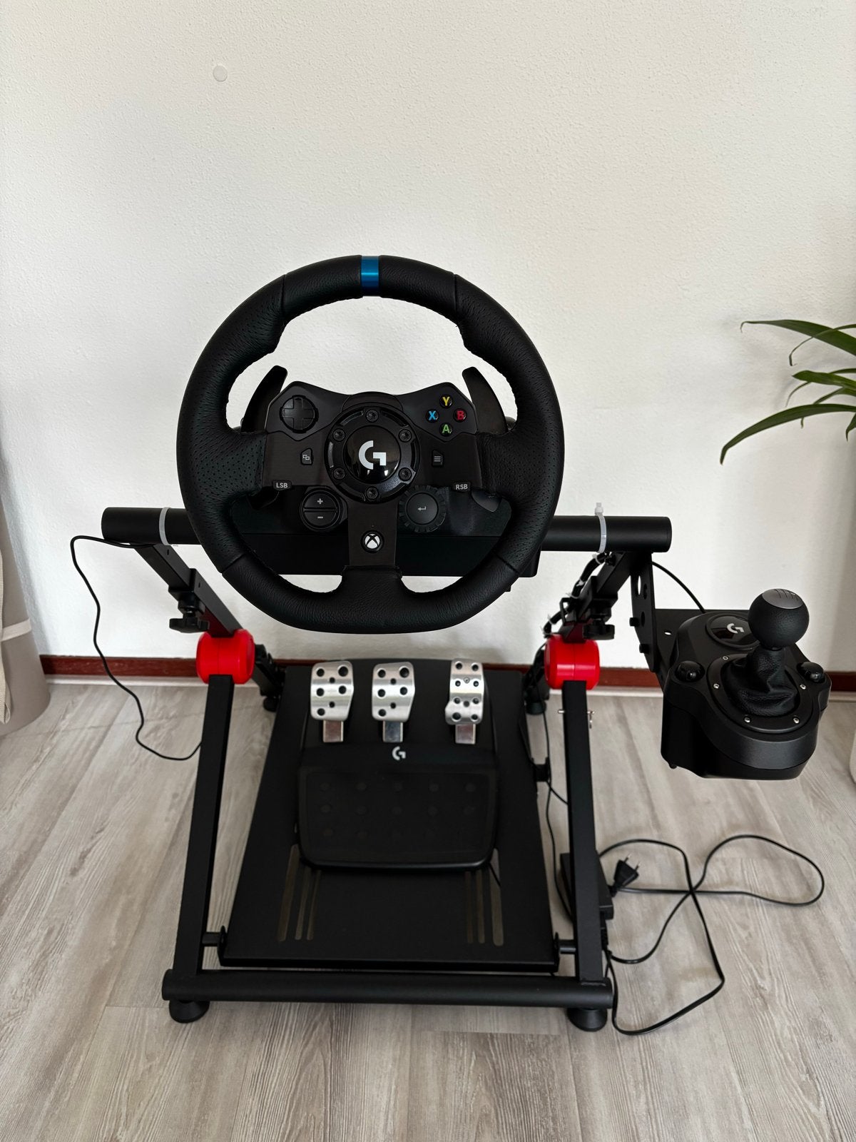 Logitech G923 Trueforce racestuur incl. complete set, Ophalen, Overige merken, Zo goed als nieuw