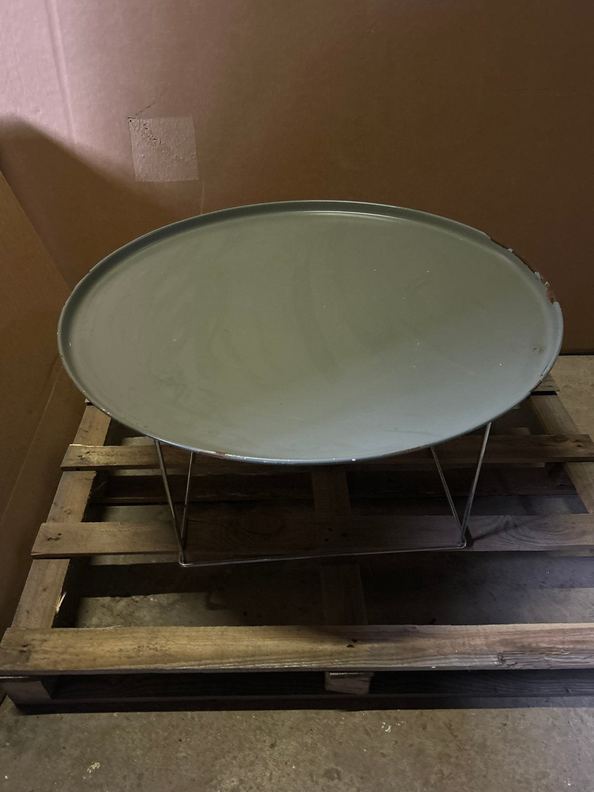 Olijfgroene tafel omtrek 93cm, Ophalen, Gebruikt