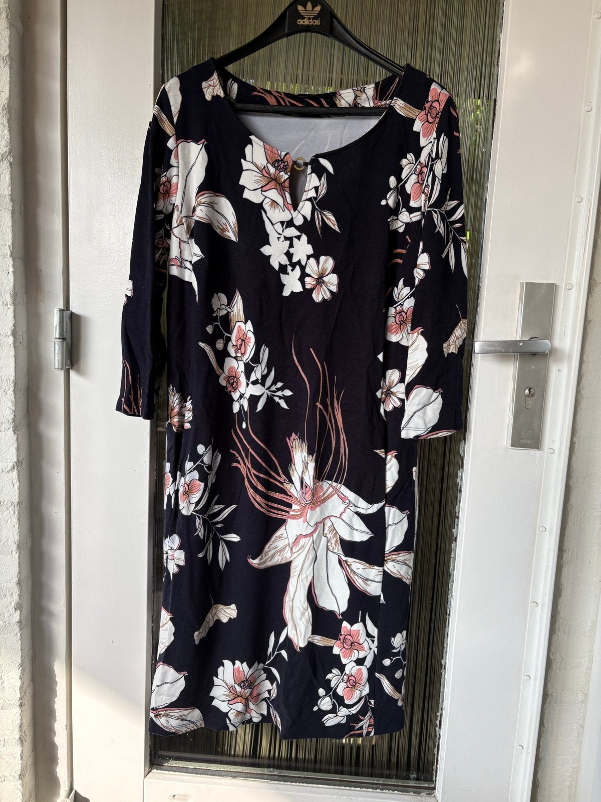 Betty Barclay jurk maat 42 met bloemenprint, Maat 42/44 (L), Zo goed als nieuw, Onder de knie, Verzenden