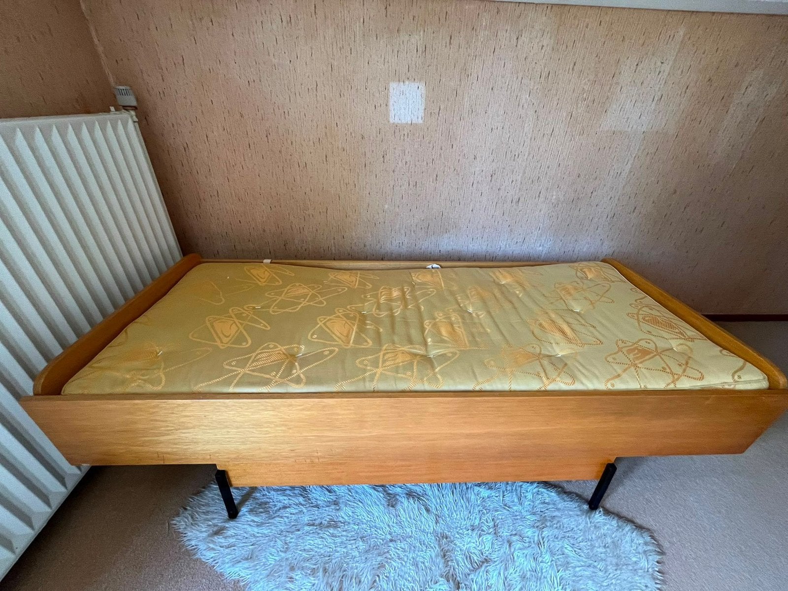 Vintage opklapbed 1 pers 190cm ! Bed : Mid-century, Ophalen, Zo goed als nieuw, Eenpersoons